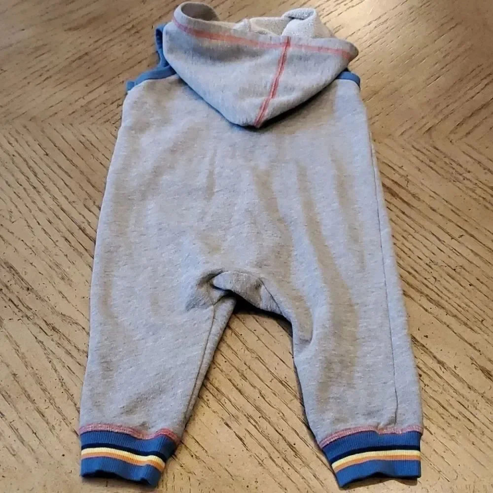 Joe fresh boys 18-24 month hooded zip up onsie